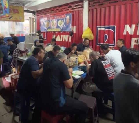 Warung Makan Terserah: Santap Nikmat di Pinggir Jalan Martadinata